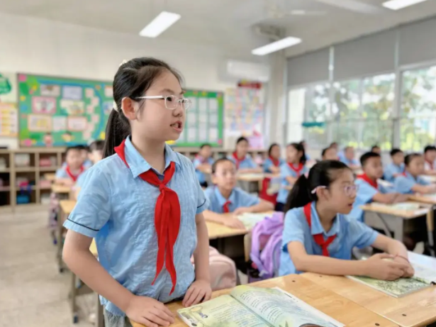 高效个性化的服务为校园办学思路清晰办理精密特征鲜明