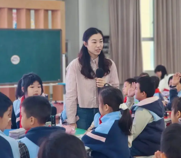 城乡接合部乡村地区的资源短板避免“学位过剩”与“入学难”并存